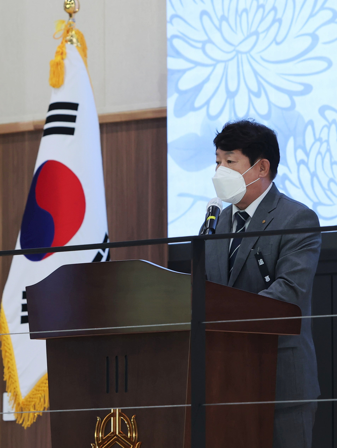 12일 ‘2022년도 신협운동 선구자 추모식’에서 추모식사를 하고 있는 김윤식 회장. (사진=신협중앙회 제공)