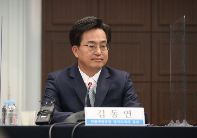 이날 김은혜 후보의 기자회견에 앞서 김동연 더불어민주당 경기지사 후보 캠프 측은 공식 입장을 통해 “윤석열 대통령직 인수위가 환경부로부터 포천시를 수도권 쓰레기 매립지 대체부지로 보고 받았다”며 “경악스러운 일”이라고 반박했다. (사진=김동연 후보 캠프 제공)