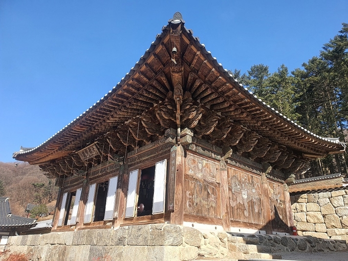 파주시에 있는 경기도유형문화재 보광사 대웅보전(사진=파주시 제공)