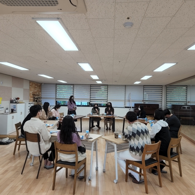 군포시생활문화센터, ‘청취방’ 프로젝트 기획 멘토링을 착수했다..(사진=군포문화재단 제공)