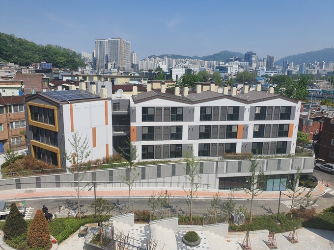안양8동 명학마을 청년행복주택 '두루미하우스' 전경.(사진=안양시청 제공)
