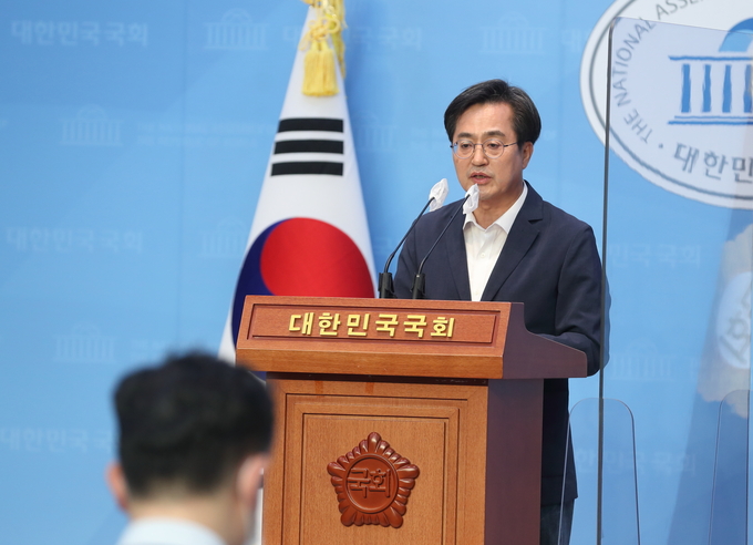 김동연 더불어민주당 경기지사 후보가 김은혜 국민의힘 경기지사 후보의 재산 허위 축소신고와 관련해 비판의 목소리를 높이며, 정치교체의 의지를 다시 한 번 피력했다. (사진=김동연 캠프 제공)