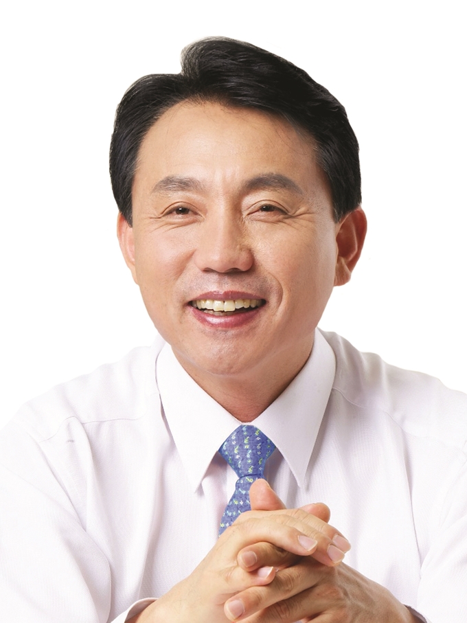윤환 인천 계양구청장 당선인.( 사진 = 윤환 캠프 제공 )