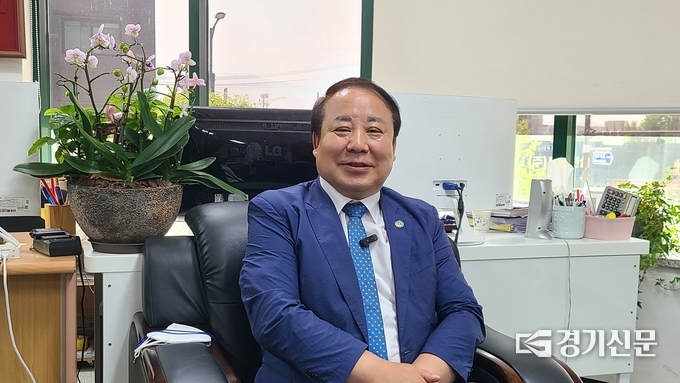 3일 사퇴를 밝힌 이철휘 위원장. (사진=문석완 기자)