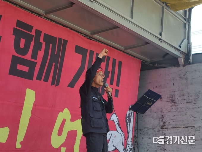 대회사 발언을 하는 이봉주 화물연대 위원장. (사진=임석규 수습기자)