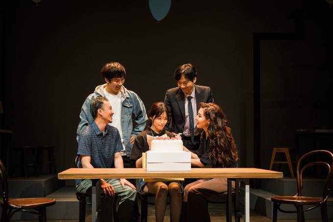 연극 '해피버스데이'. (샤진=수원시립공연단 제공)