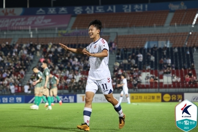수원FC는 K리그1 16라운드 원정에서 후반 막판 터진 이승우(사진)의 결승골에 힘입어 1-0으로 승리했다. (사진=한국프로축구연맹 제공)