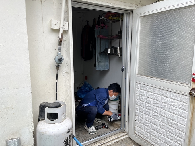 북부희망케어센터가 여름맞이 주거환경개선 활동을 펼쳤다.(사진=남양주시 제공)