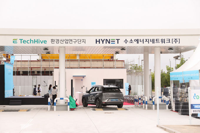 22일 문을 연 인천시 서구 오류동(환경산업연구단지 내) 수소충전소. ( 사진 = 서구청 제공 )