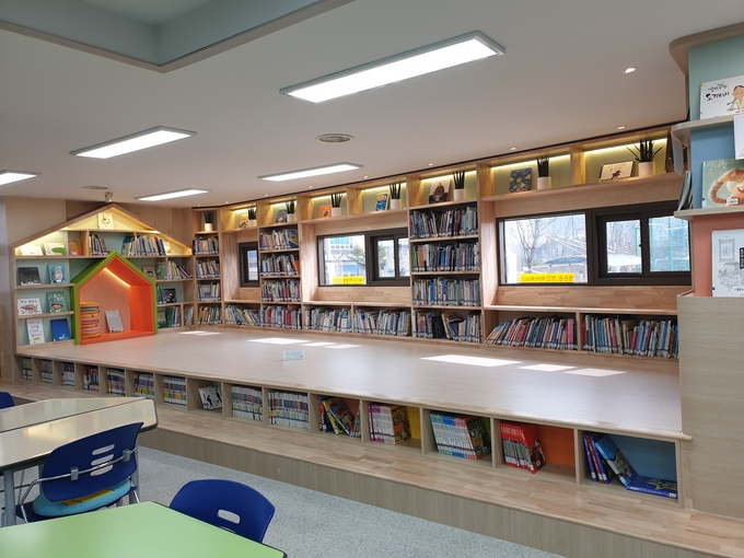 수원광교초등학교 라온도서관 저학년 공간 전경. (사진=수원광교초등학교 제공)