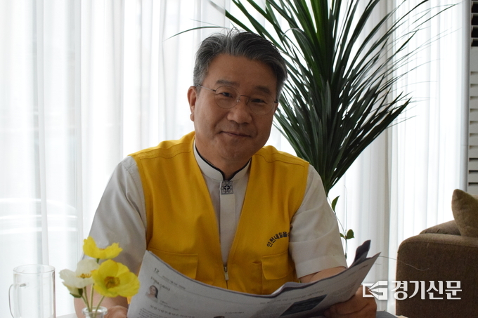 지난 8일 인천 내일을 여는 집에서 만난 전국노숙인시설협회 이준모 회장. (사진=임석규 기자)