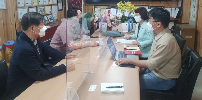 인천시가 10개 업체를 선정해 '찾아가는 마케팅 및 유통 컨설팅'을 진행하고 있다. ( 사진 = 인천시 제공 )