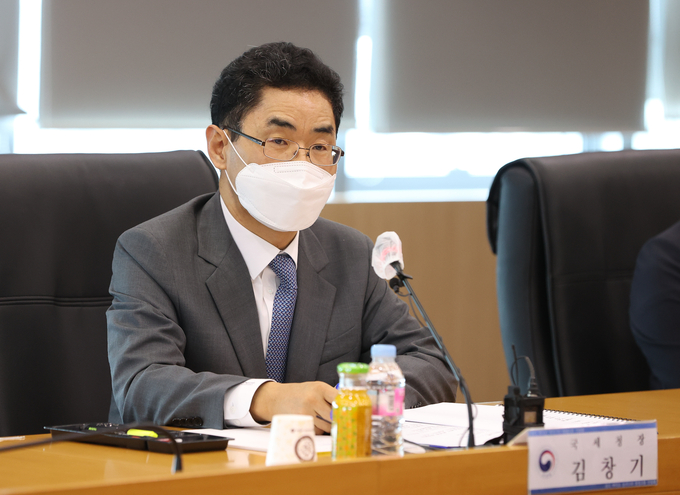 국세청 송도 바이오 클러스터에서 바이오기업 등과 간담회. (사진=국세청 제공)