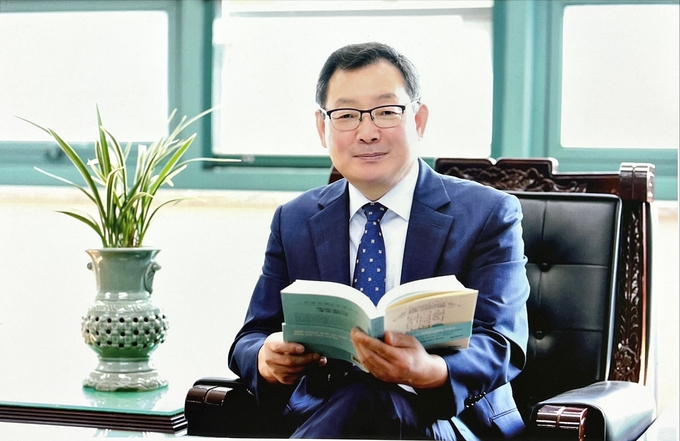안경일 평택장당초등학교 교장. (사진=평택장당초등학교 제공)