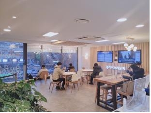 사당역 4번 출구 근처에 위치한 경기버스라운지. (사진=경기도 제공)