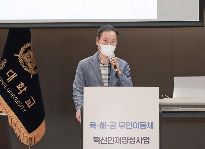 이소춘 시흥시부시장은 “혁신 인재 양성사업으로 국내 무인이동체 산업 활성화뿐만 아니라, 국제적인 경쟁 역량 확보로 글로벌 무인이동체 시장을 선도해나갈 비전이 시흥에서 실현될 수 있도록 적극 지원하겠다”고 밝혔다.(사진=시흥시 제공)