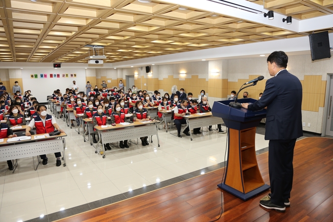 하은호 군포시장이 2022 군포시 재난현장 종합자원봉사지원단 발대식에서 축하말씀을 하고 있다.(사진=군포시 제공)