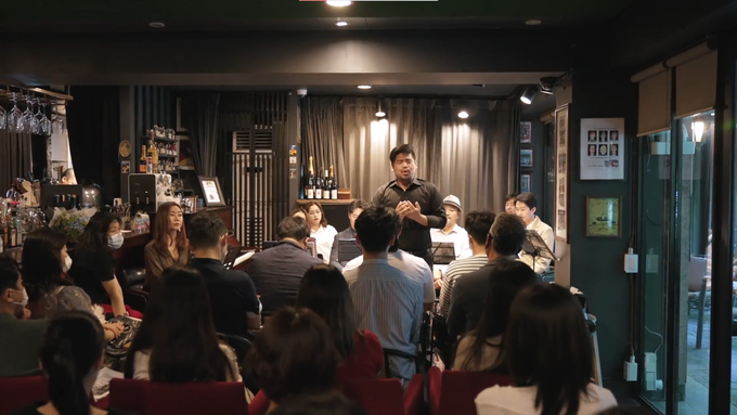 낭독극 '사랑하기에 나는 미친다' 공연 장면. (사진=임주희 연출가 제공)