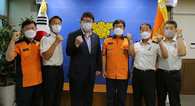 가평소방서는 지난 8일 오전 경기도 임광현 도의원을 초청하여 주요 추진 현안업무에 대한 정책 방향 공유·소통을 위한 간담회를 실시했다.(사진=가평서방서 제공)