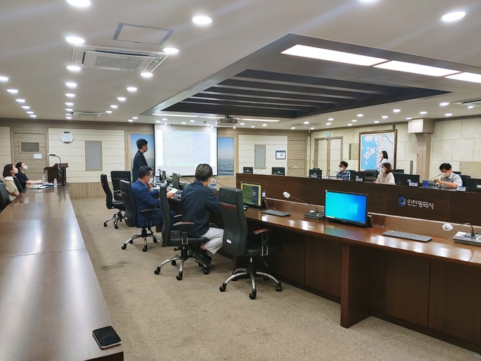 지난 9일 인천시청 영상회의실에서 '2022 인천시 색채디자인' 용역 착수보고회가 진행되고 있다. ( 사진 = 인천시 제공 )