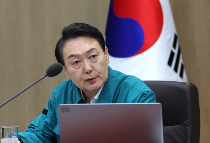  윤석열 대통령이 22일 오전 서울 용산 대통령실 청사에서 열린 을지 국무회의에서 발언하고 있다. (사진=연합뉴스 제공)