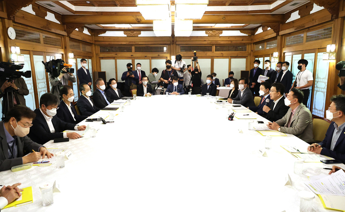 국민의힘과 정부, 대통령실은 28일 서울 종로구 삼청동 총리공관에서 9월 정기국회를 앞두고 고위 당정 협의회를 개최했다. (사진=연합뉴스 제공)