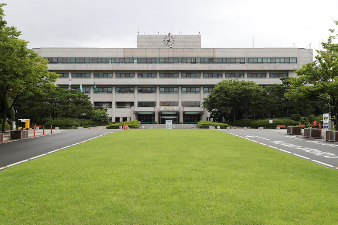 군포시청사 전경.