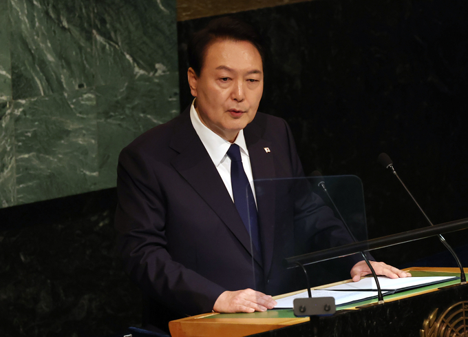 윤석열 대통령이 20일(현지시간) 미국 뉴욕 유엔 총회장에서 기조연설을 하고 있다. (사진=연합뉴스)
