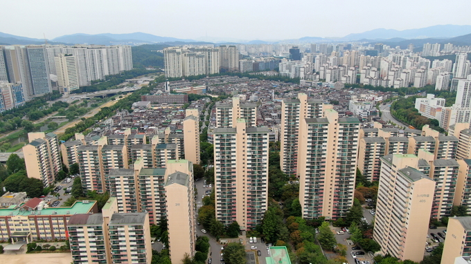 경기도는 1980년대 후반부터 1시 신도시 사업이 추진돼 분당, 평촌, 산본, 일산, 중동 등 5곳이 조성됐다. 정자역 인근 분당신도시 모습 (사진=경기도 제공)