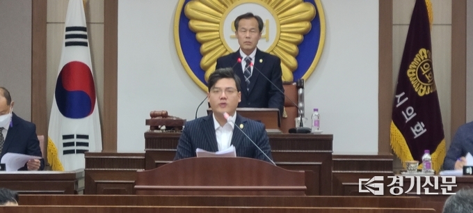 김현규 예산결산특별위원회 위원장이 심사보고를 하고 있다. (사진=문석완 기자)