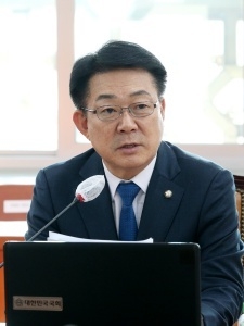 국회 국토교통위원회 소속 허종식(민주·동구미추홀구갑) 의원. ( 사진 = 허종식 의원실 제공 )