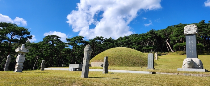 영천시 북안면 도유리에 피신 생활중 별세한 둔촌 이집 부친 이당(李唐) 묘소. (사진=성남학연구조 제공)
