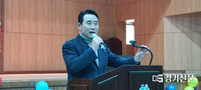 백영현 포천시장애인체육회장(포천시장)이 대회사를 하고 있다. (사진=문석완 기자)