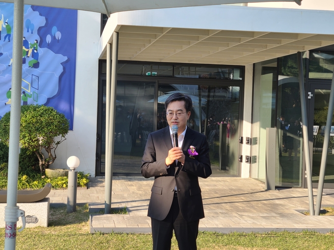 김동연 경기도지사가 제5회 경기도민의 날 행사에서 발언하고 있다. (사진=김기웅 기자)
