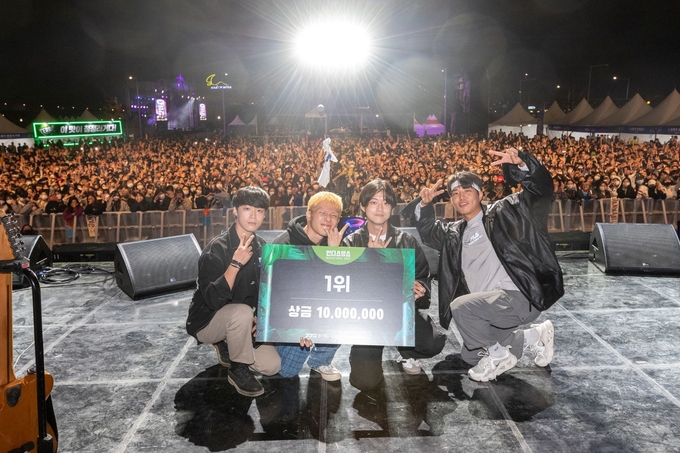 경기인디뮤직페스티벌 인디스땅스 우승팀 스킵잭. (사진=경기콘텐츠진흥원 제공)