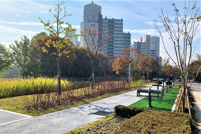 용인특례시 처인구는 포곡읍 둔전리 쉼터 리모델링 공사를 완료하고 주민들이 편히 쉬어갈 수 있는 공간으로 만들었다.(사진=용인시 제공)