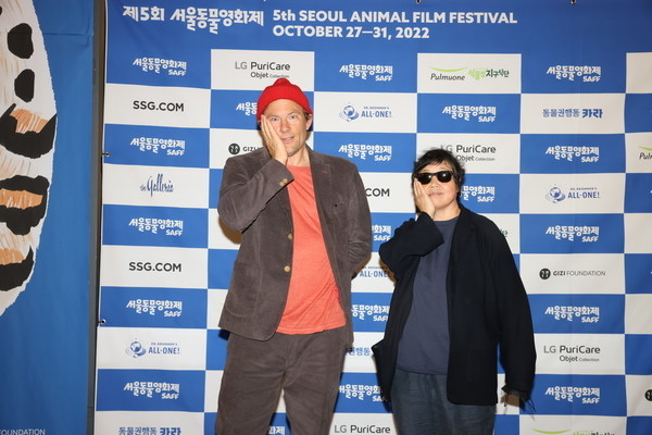 '에브리띵 윌 체인지' 마튼 페지엘 감독과 임순례 감독. (사진=동물행동권 카라 제공)