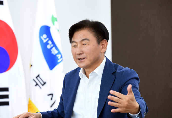 민선8기 의정부시장으로 지난 7월 1일 취임한 김동근 시장. (사진=의정부시 제공)