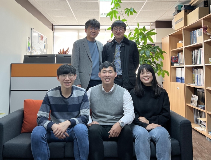 아주대학교 김욱·김은하 교수 연구팀 (사진=아주대학교 제공)