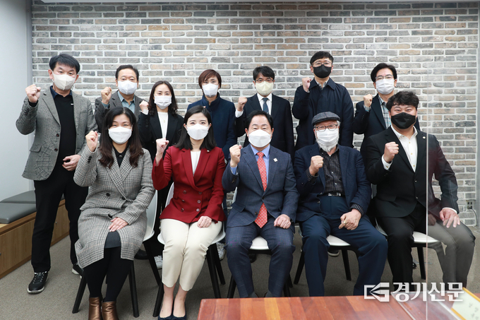 남양주시는 세무사와 변호사 등 전문가 14명으로 사회적경제육성위원회를 구성하고 사회적 경제 활성화를 위한 비전을 구현하기로 했다.(사진=남양주시 제공)