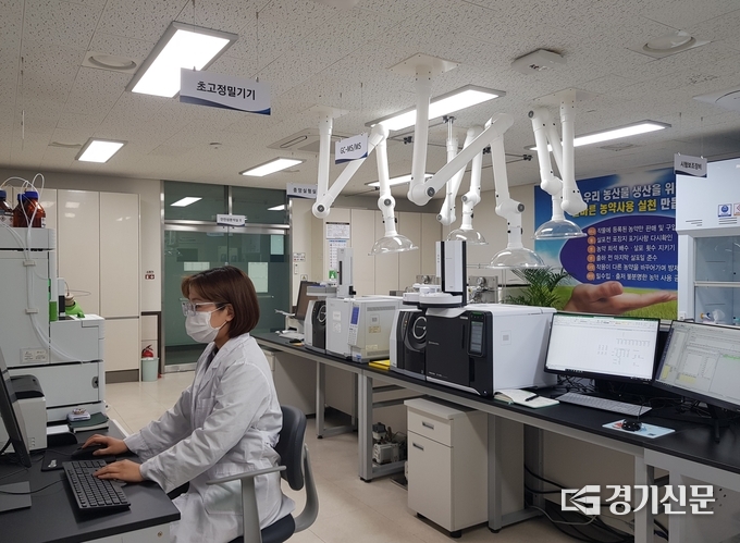 남양주시 친환겨 농산물 생산위해 안정석분석실과 농업환경관리실 확대한다고 밝혔다. 사진은 안정성 분석실 전경.(사진=남양주시 제공)