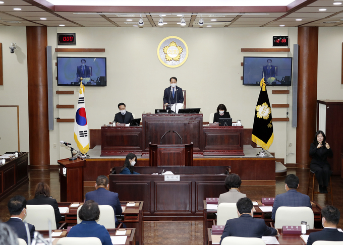 광명시의회 제274회 정례회 제2차 본회의.(사진=광명시의회 제공)
