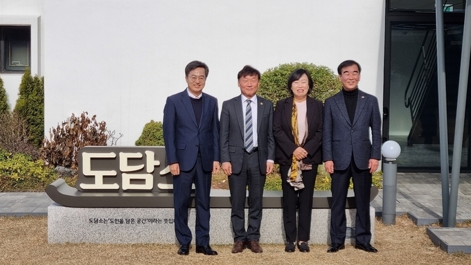 경기도와 도의회의 소통 창구인 여야정협의체가 8일 도담소에서 오찬 간담회를 진행했다. (사진=허수빈 기자)