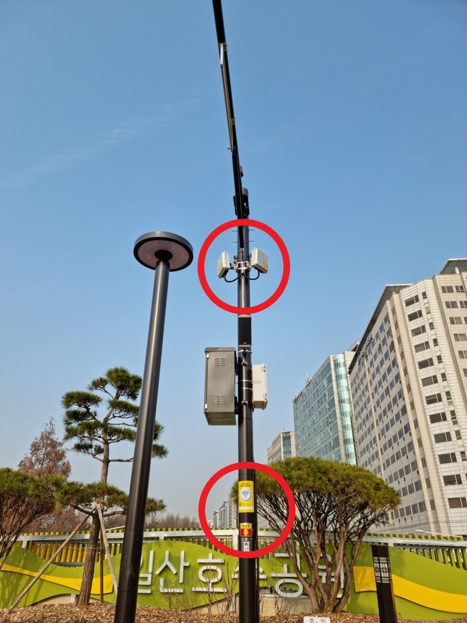  일산 호수공원 내에 와이파이 장치가 설치되어 있다.(사진=고양시 제공)