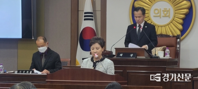 포천시의회 안애경 의원이 시정 질의하고 있다. (사진=문석완 기자)