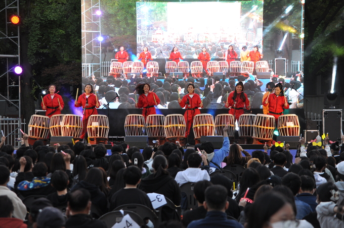 선학마을축제가 지난 10월 7일 열려 선학초, 선학중, 선학동 주민, 아딧줄 학교협동조합, 뚝딱이공방, 동부권역 마을교육참여단이 참여했다. ( 사진 = 인천시교육청 제공 )
