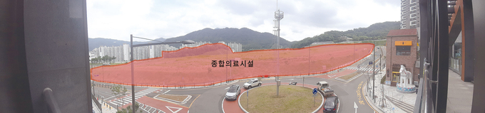 가운데 붉은 색으로 표시한 곳이 종합의료시설 부지. (사진=이화우 기자)