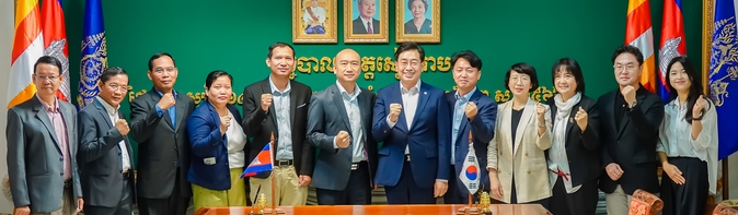 양평군과 캄보디아 씨엠립주가 계절 근로자 파견제도와 관련한 협약을 맺었다.(사진=양평군 제공)