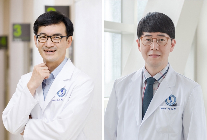 아주대병원 (왼쪽부터)비뇨의학과 김선일, 핵의학과 박용진 교수. (사진=아주대병원 제공)