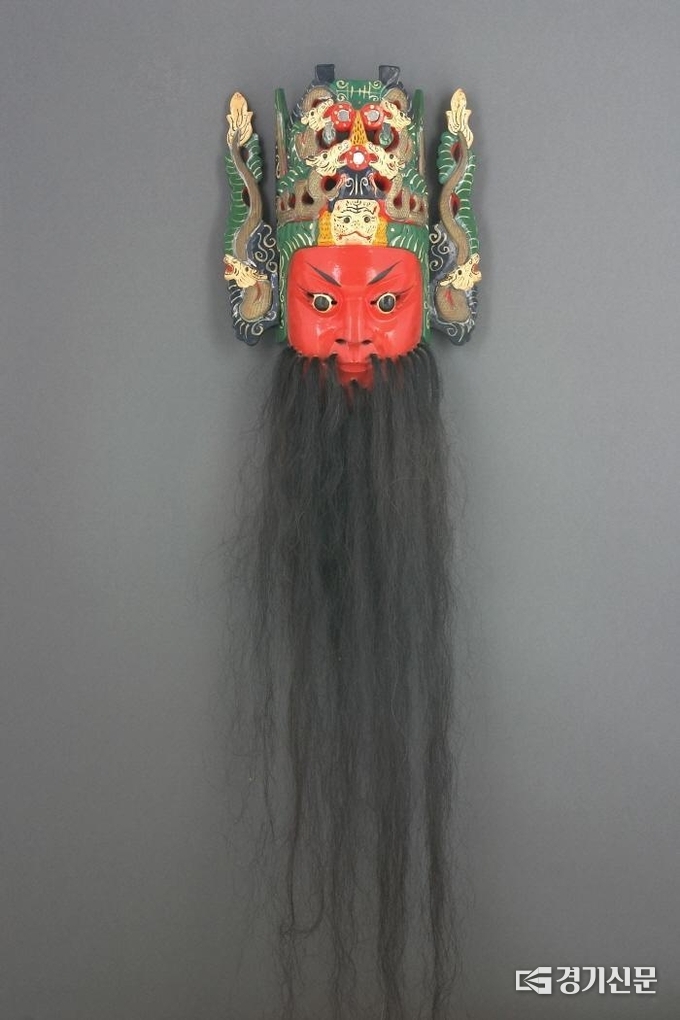 설인귀 탈. (사진=하회세계탈박물관 제공)